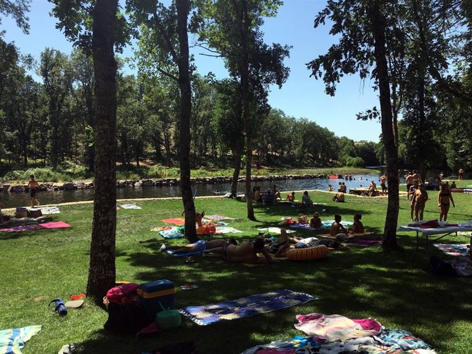El Río Frío a su paso por Villasrrubias 