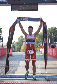 Gómez Noya conquista el triatlón de Des Moines antes de afrontar el Mundial de Ironman