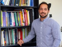 Eduardo Fonseca nombrado director de la Universidad de la Experiencia de la UR