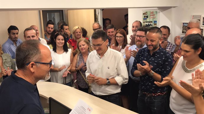 Sánchez Teruel (PSOE) registra su precandidatura al XIII Congreso Provincial