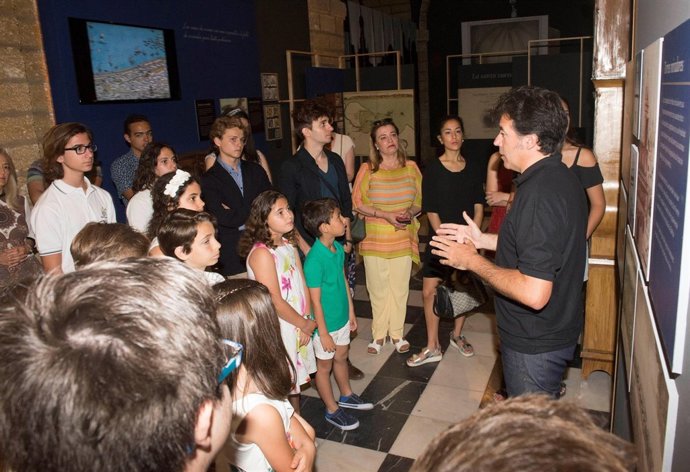 La Diputación de Cádiz con la exposición del Tricentenario