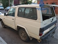 Detenido en León un joven por atar a su novia con bridas a los asientos de su coche