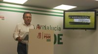 El PSOE critica que 35.000 parados malagueños se quedarán sin ayudas por "la falta de previsión del Gobierno"
