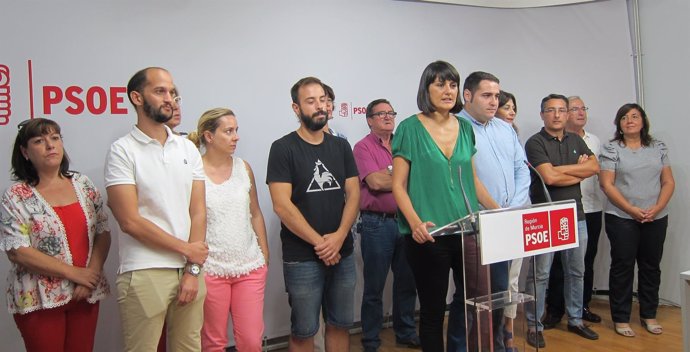 Veracruz, acompañada de miembros del partido que respaldan su candidatura