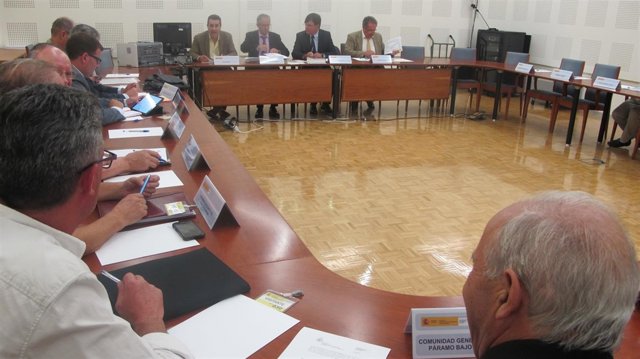 Reunión extraordinaria de la Comisión de Desembalse.             