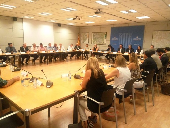Reunión del conseller Josep Rull con alcaldes de Tarragona