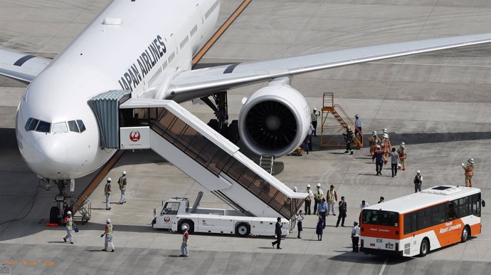 Un avión de la aerolínea Japan Airlines ha realizado un aterrizaje de emergencia