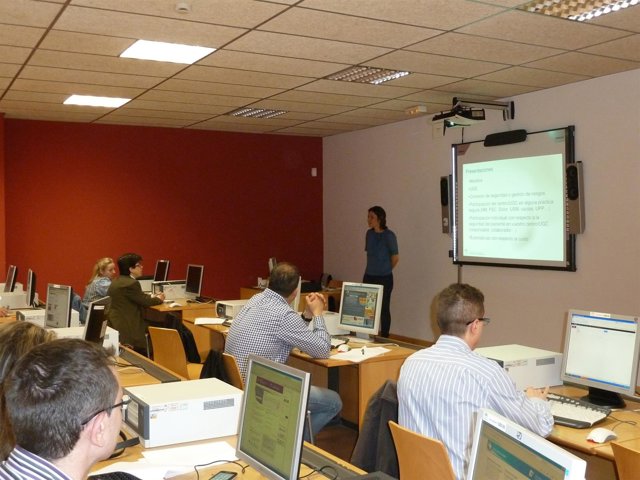 Nota De Prensa Y Foto Sobre Los Próximos Cursos De Formación Del Complejo Hospit