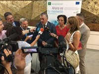 Junta ve al PP-A "en tierra de nadie" en el conflicto por las 35 horas