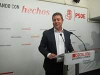 García-Page asegura que "bajo ningún concepto" Sánchez le ha pedido quitarse de en medio: "Más bien, diría lo contrario"