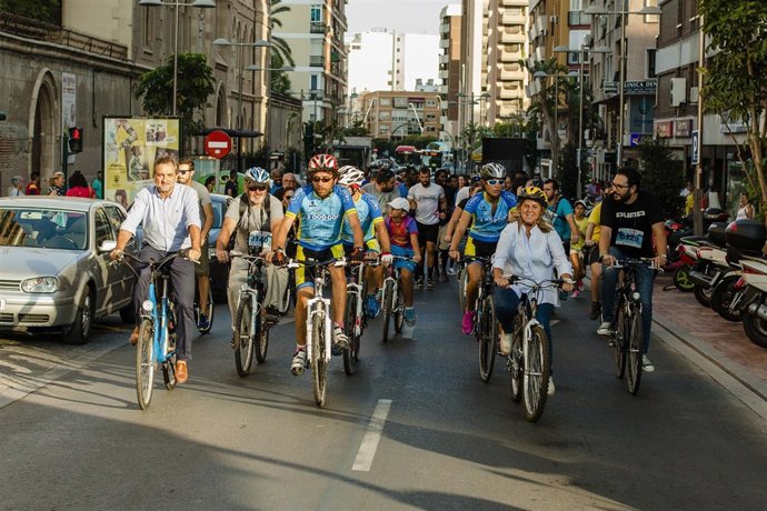 Reto solidario '12.000.000 de pedaladas #YoSoyRefugio'