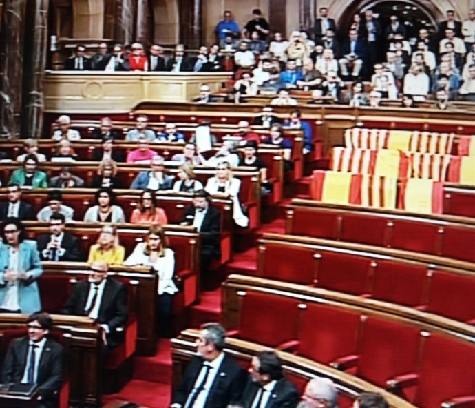 Banderes en l'hemicicle