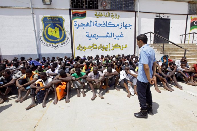 Instalaciones de la autoridad migratoria en Tajoura (Libia)