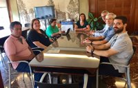 Truyol se reúne con el alcalde de Pocona (Bolivia), donde Emaya colabora en un proyecto de acceso a agua potable