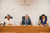 CLM contratará a 250 docentes para reducir a 20 horas la carga lectiva de Secundaria