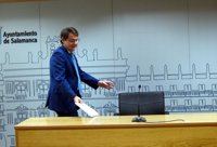 Mañueco aboga por responder con "firmeza y proporcionalidad" frente a "un golpe a la Democracia" en Cataluña