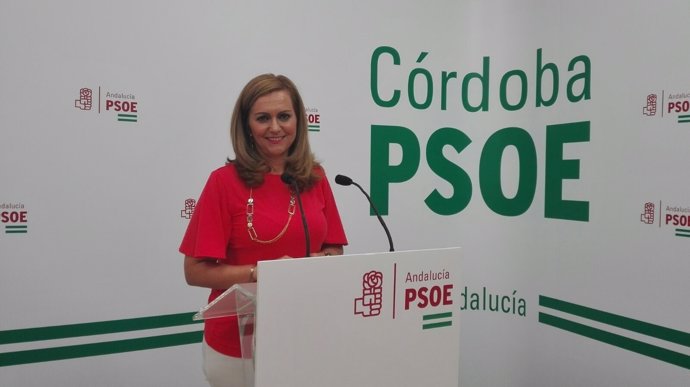 La secretaria de Política Municipal del PSOE-A, María Jesús Serrano