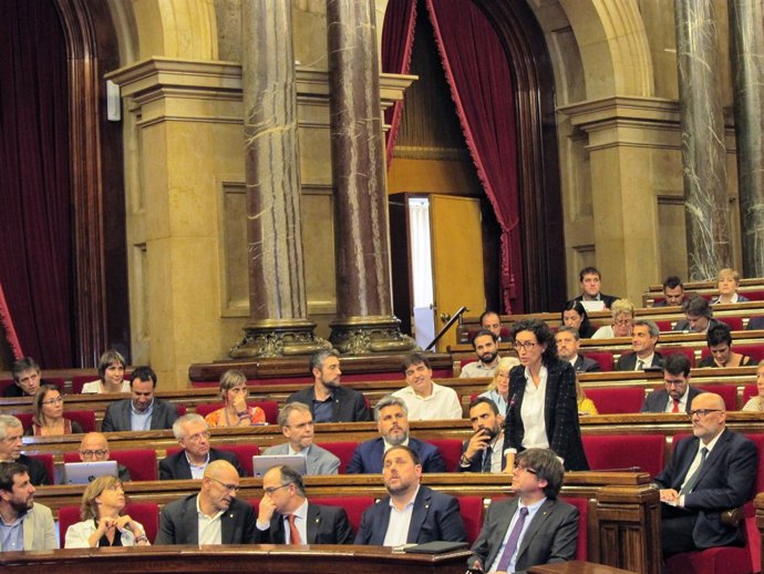 Marta Rovira (JxSí) demana alterar l'ordre del dia en el Parlament