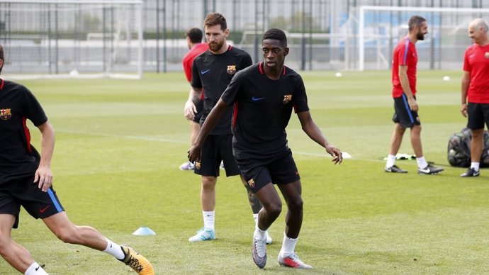 Messi y Dembele en el entrenamiento del Barcelona