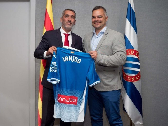 Ramón Roberto després de presentar un acord de patrocini