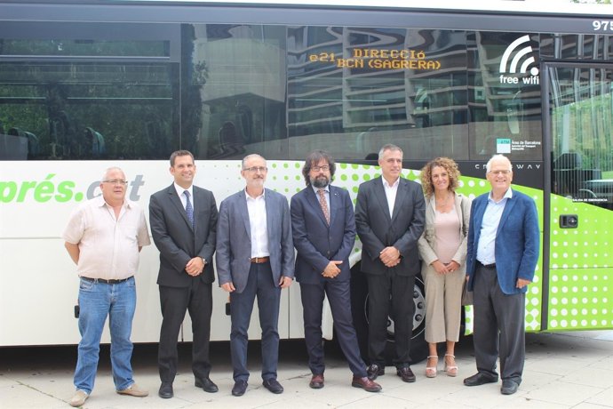 La presentació de la línia d'autobús exprés i21 