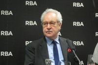 John Banville: "Escribir una novela es un ejercicio onírico. Es casi como soñar"