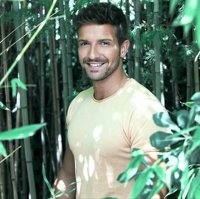 Escucha No vaya a ser y Saturno, las dos canciones con las que regresa Pablo Alborán