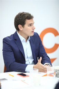 Rivera confía en que no se repita "el bochorno" del 9-N: "No habrá urnas, referéndum ni recuento"