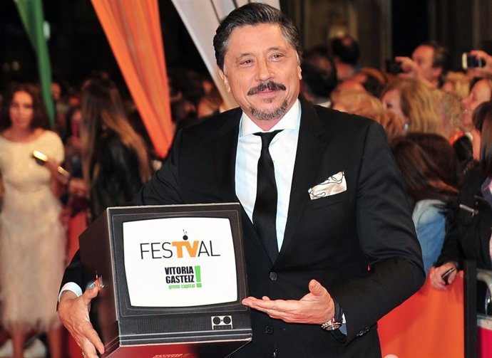 CARLOS BARDEM