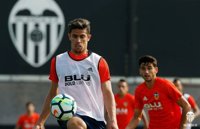 Guedes, Pereira y Gabriel se estrenan en la lista del Valencia para recibir al Atlético