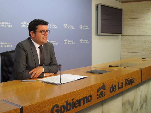                                Alfonso Domínguez