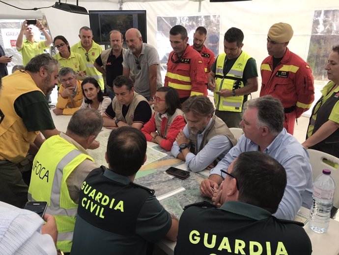 Reunión para abordar el incendio de La Granada de Riotinto (Huelva)