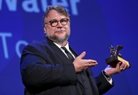 Guillermo del Toro se hace con el León de Oro de Venecia