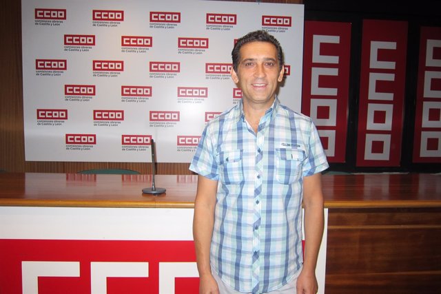 Vicente Andrés en la sala de prensa de CCOO