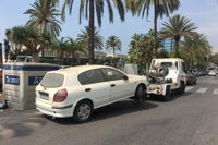 Marbella pone en marcha un plan de choque para la retirada y destrucción de vehículos abandonados