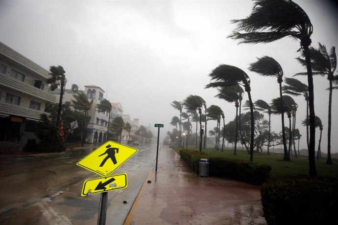 Viento provocado por el huracán 'Irma' en Florida