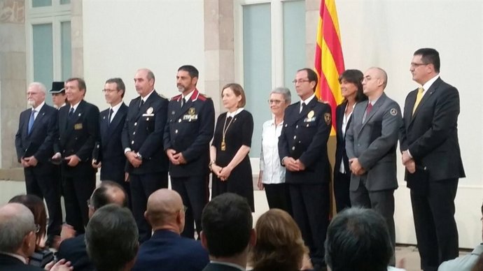 Entrega de la Medalla d'Honor del Parlament després dels atemptats a Catalunya