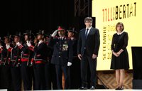 Diada.- L'acte institucional reivindica el referèndum citant Rosa Parks i Muriel Casals