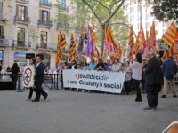CC.OO. y UGT piden a la Generalitat proteger a los funcionarios y que dé las órdenes "por escrito"
