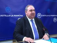 PP ofrece a Page apoyar sus cuentas del 2018 si baja impuestos y cesa a Molina