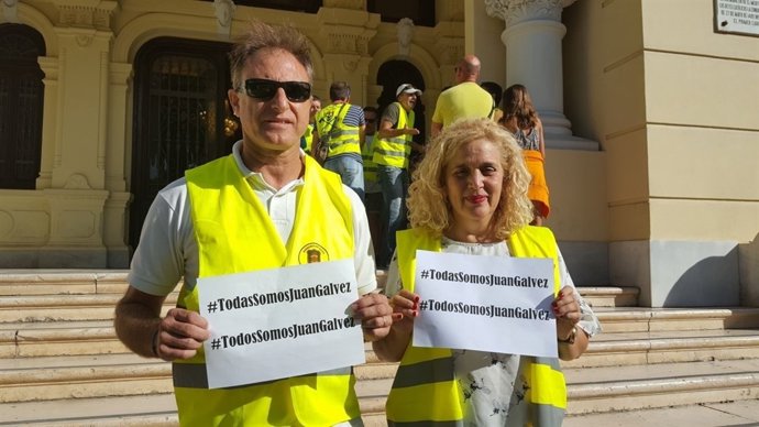 Remedios Ramos en apoyo al conflicto de los bomberos 