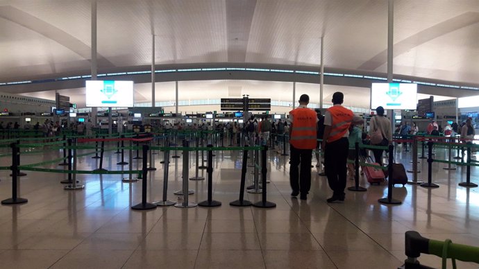 Huelga indefinida en el Aeropuerto de Barcelona-El Prat