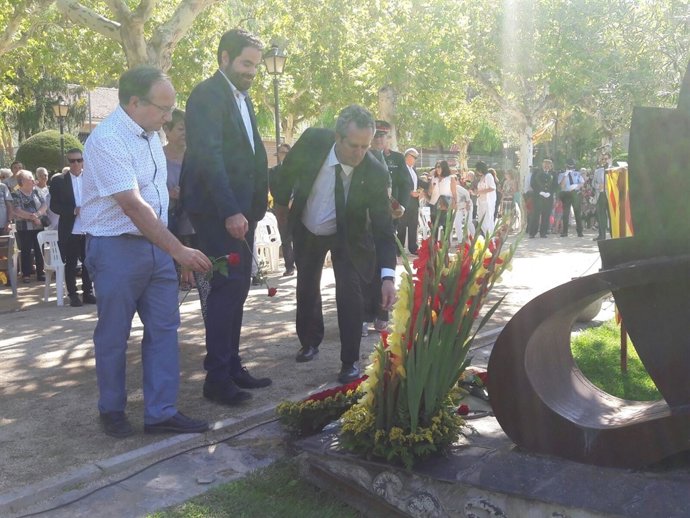 El conseller Joaquim Forn i el alcalde David Saldoni
