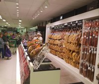 Mercadona inaugura su nuevo modelo de tienda eficiente en la Avenida de la Paz de Logroño