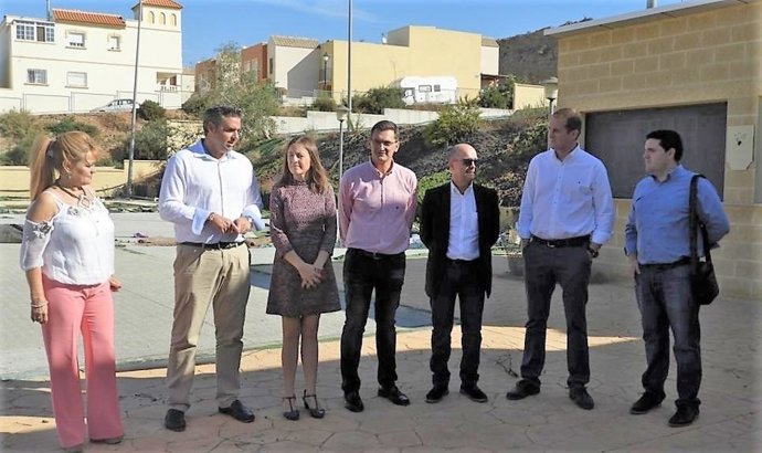 La delegada de Educación de Almería inaugura el curso en Viator 