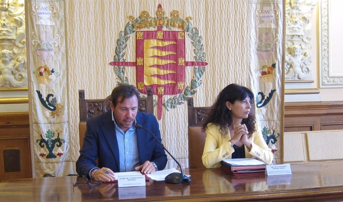 Puente y Redondo en la rueda de prensa de balance de las fiestas