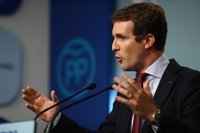 El PP dice a Colau que juró cumplir la ley y que el Estado "no escatimará esfuerzos para penalizar al que delinca"