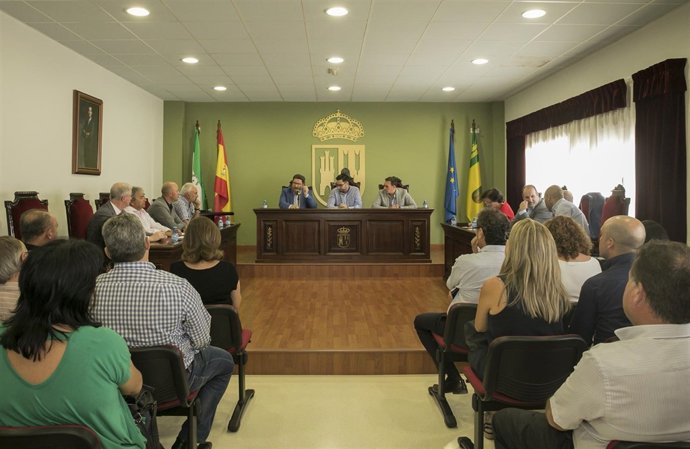 Reunión del consejero con representantes de los GDRs