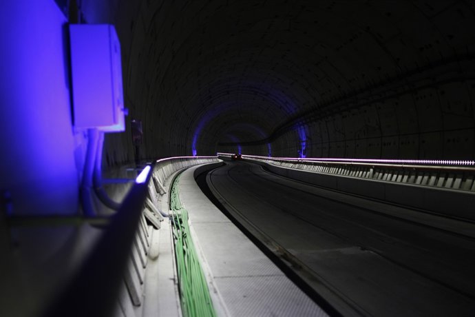 Instalaciones del túnel de ancho internacional de Puerta de Atocha y Chamartín
