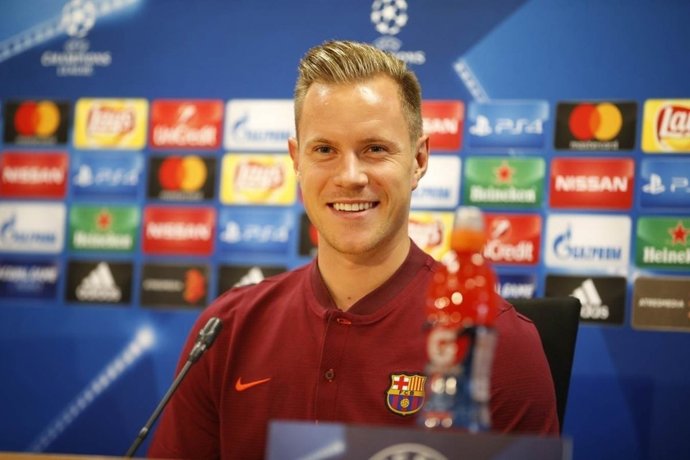 Marc-André Ter Stegen en roda de premsa amb el Barça